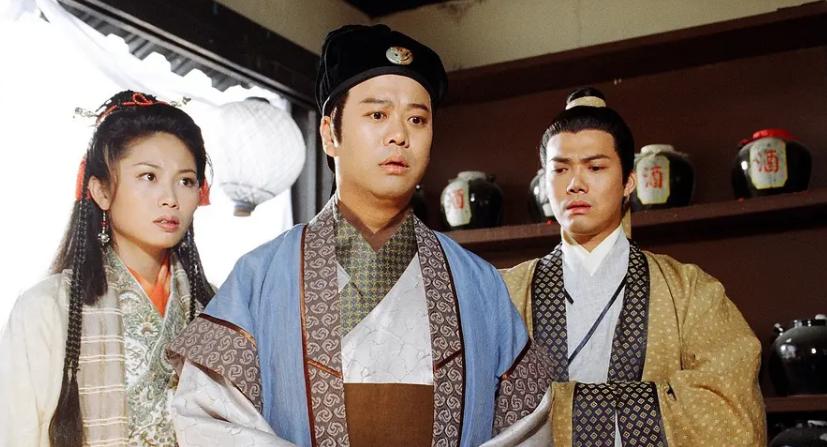 53岁扮少年，41岁装清纯少女，2022最烂10部电影，一部比一部辣眼