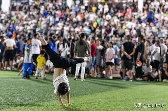 贵州村超惊现球星十大球技,贵州村超球员过人名场面