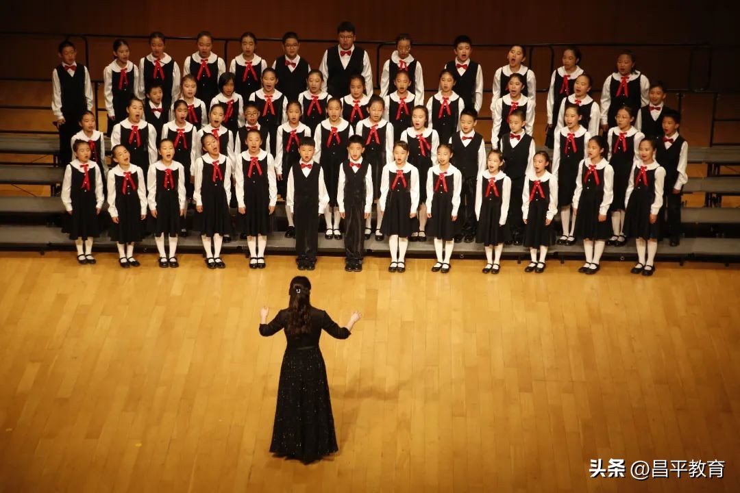 沙河市综合职教中心合唱比赛,沙河学校文艺晚会节目