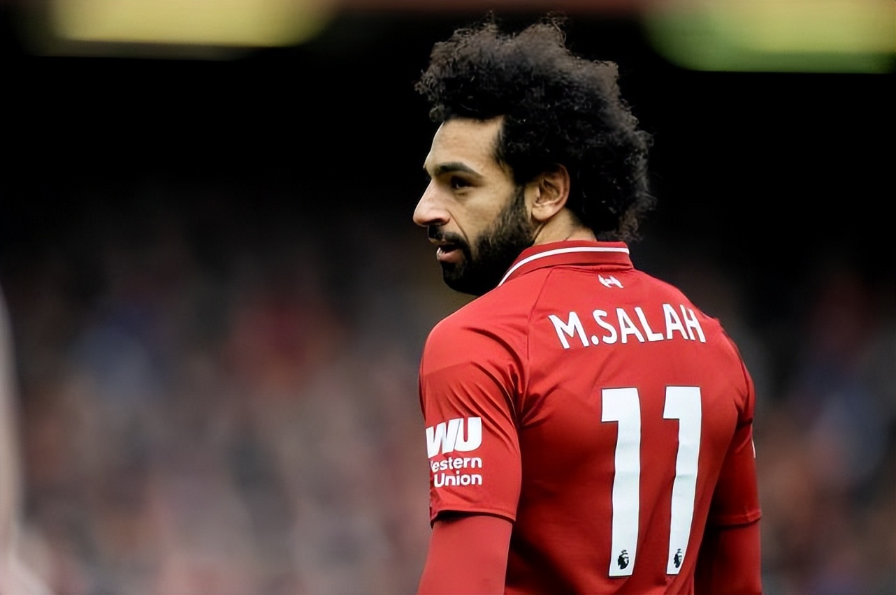 内马尔在当今足坛能排第几名,内马尔在足坛的排名