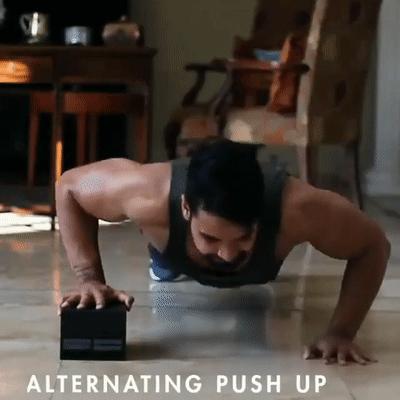 10个经典健身动作零基础,适合所有人的健身动作推荐