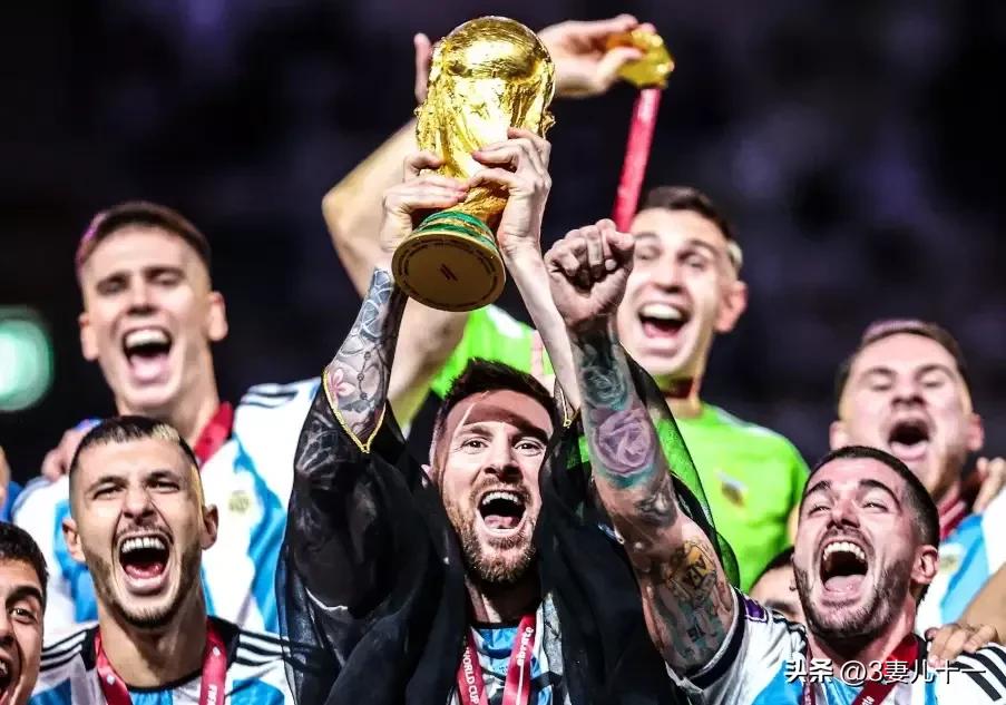 2021金球之王历史第一人梅西,梅西当之无愧的历史第一球王