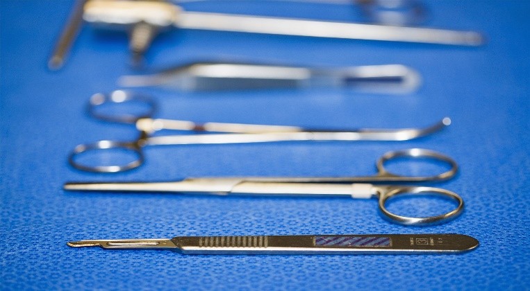 钛水杯和玻璃杯哪个好,钛杯为什么突然这么便宜