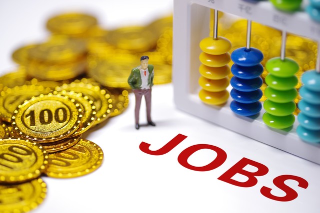 适合男生报考的十大热门专业,高考物理历史地理可报考热门专业