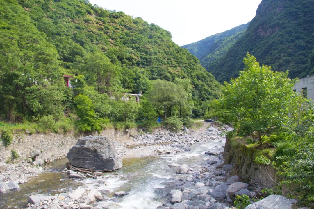 寻访秦岭古村落的感受,探秘秦岭最美空中村落犁辕坪