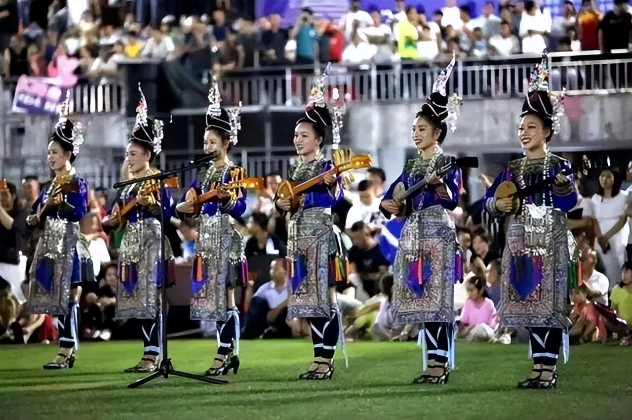 贵州村超比赛韩乔生解说,贵州村超韩乔生解说