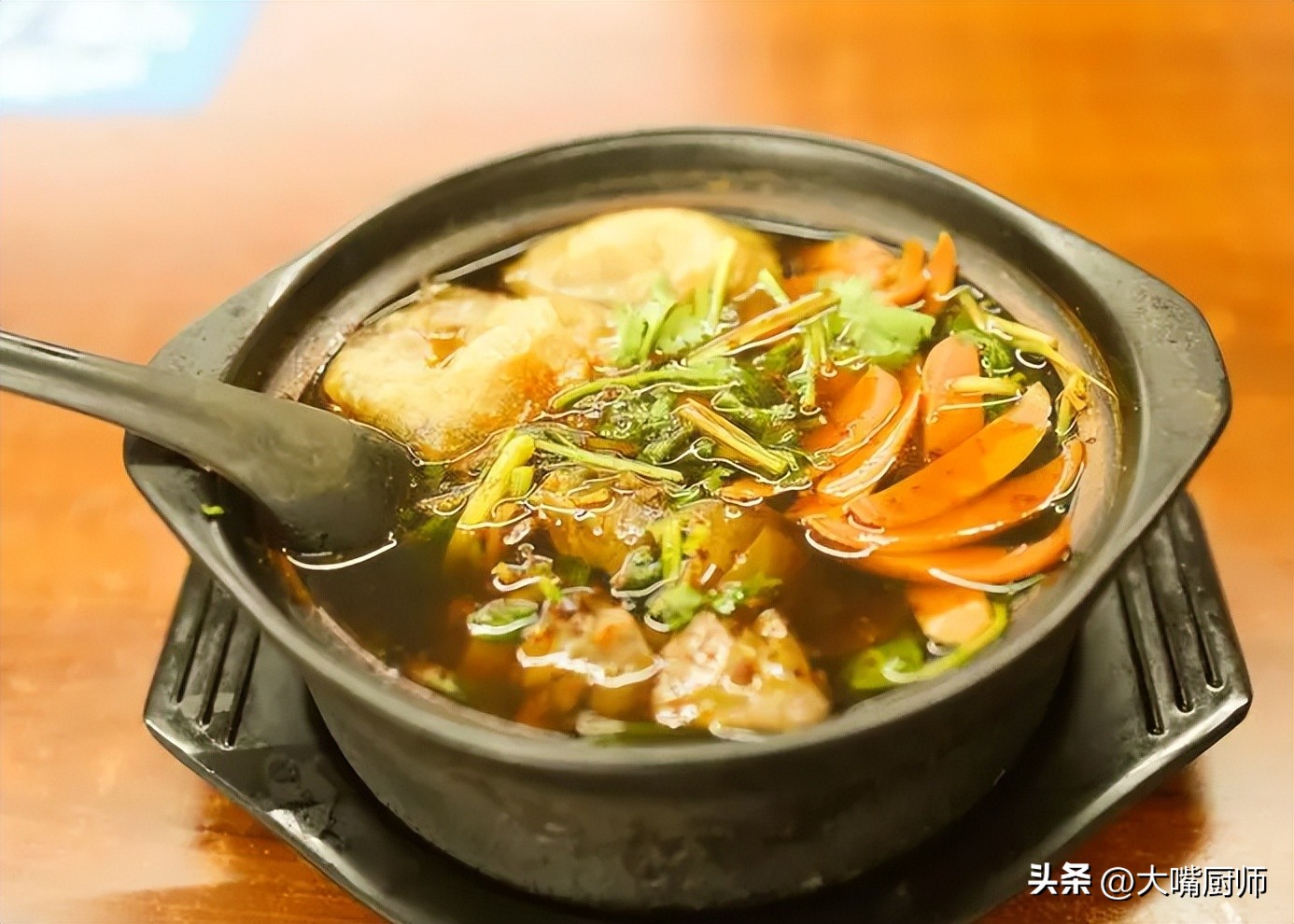 熬药的砂锅怎么开锅才不会开裂,新砂锅第一次怎么用才不开裂