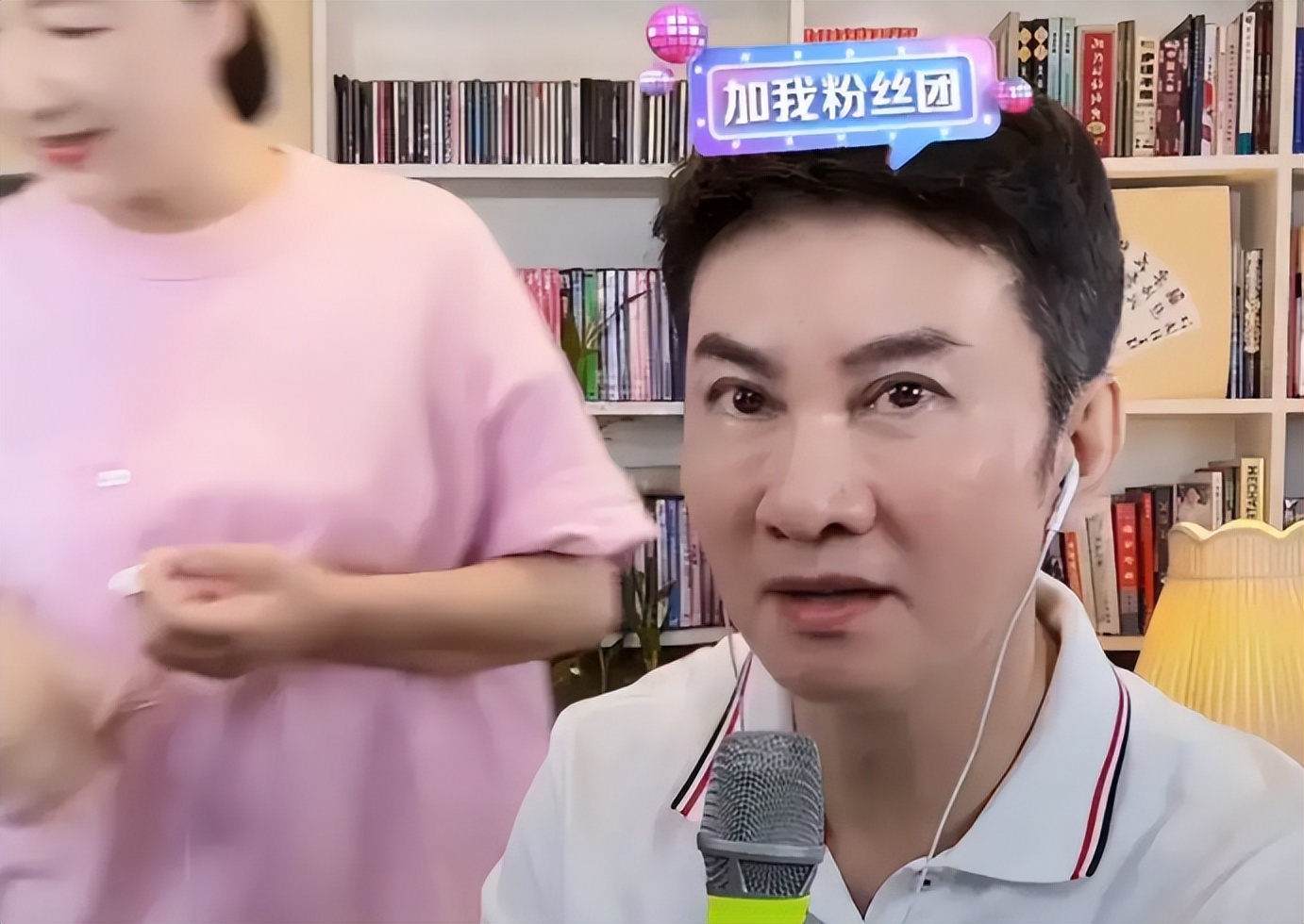 江涛高清图片,歌手江涛的肿脸近照