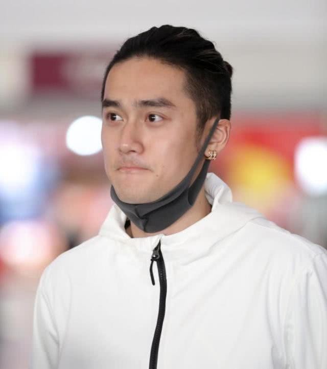 内娱“四大小生”，有人“家暴”绯闻缠身，有人“不务正业”