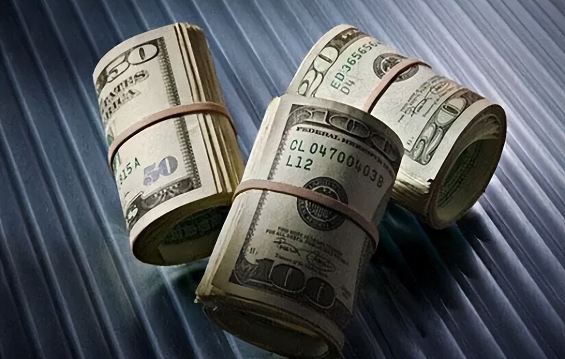 中国出售1700亿美债，转手又买进1218亿美元债券，此番意欲何为？