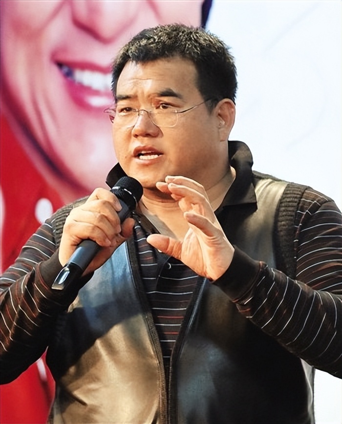 汶川地震谁捐8亿,汶川地震捐7千万