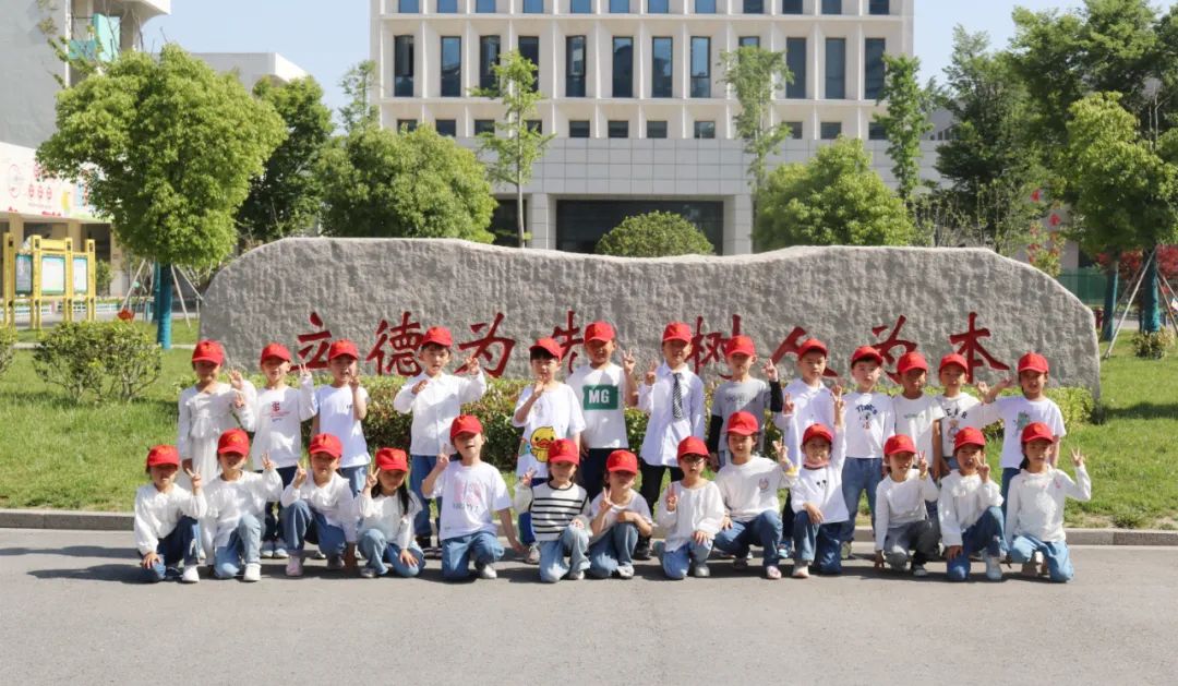 小学幼小衔接活动简报,幼小携手开展幼小衔接活动报道