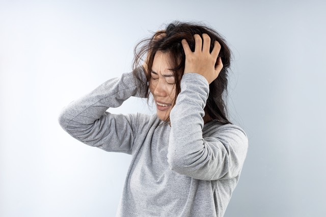 女人过五十岁为什么浑身难受,女人过50岁全身疼痛是什么原因