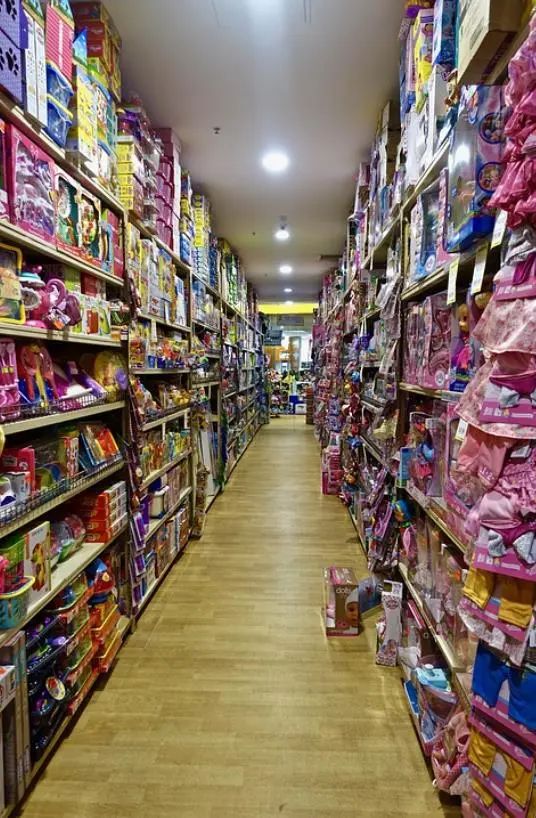 一元店超四分之一商品含有毒化学物质！别再给孩子买这些的玩具了