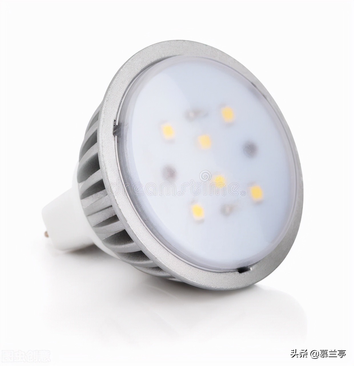 LED灯和节能灯比较,led灯与节能灯哪个护眼