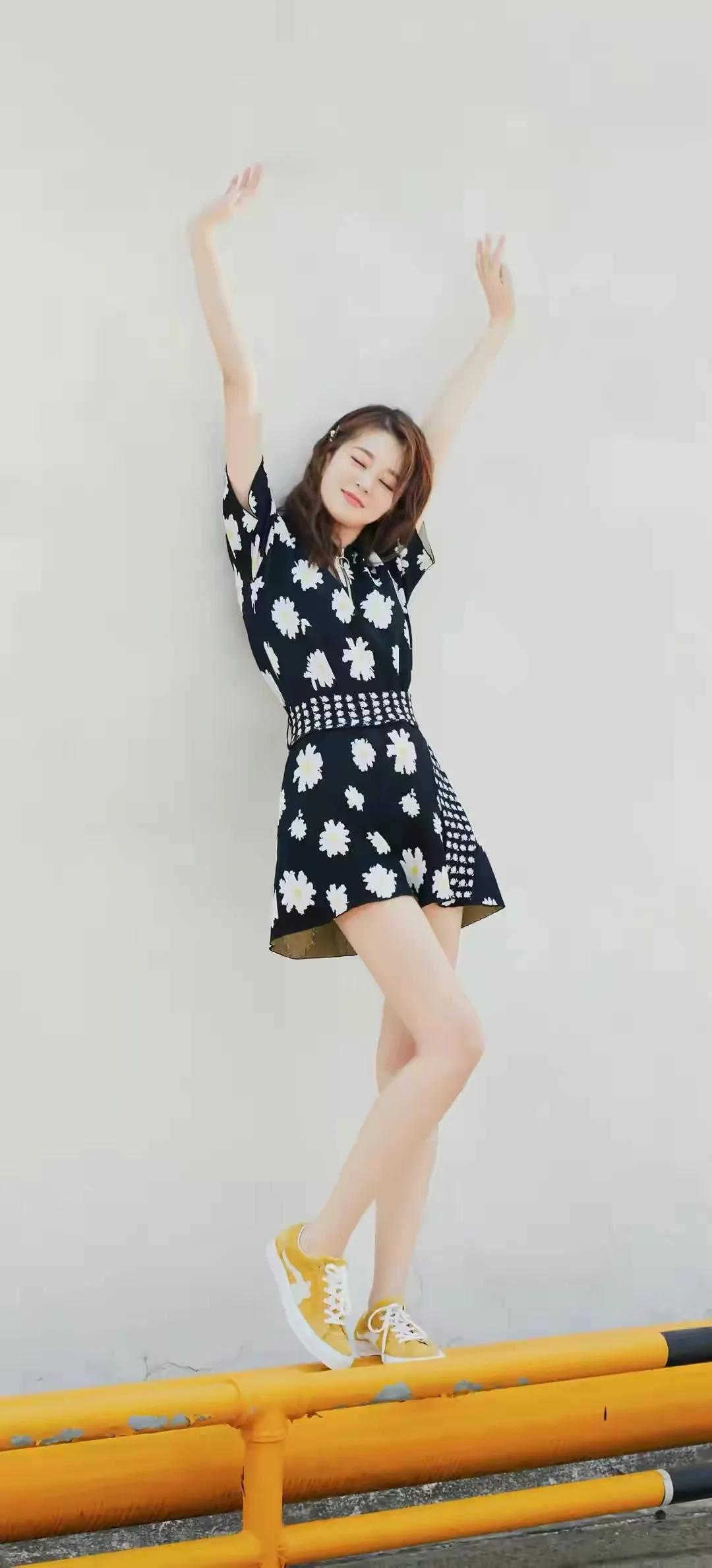 涔旀楂樻竻鍐欑湡鍥鹃泦,涔旀娓呮柊鐧借鍐欑湡