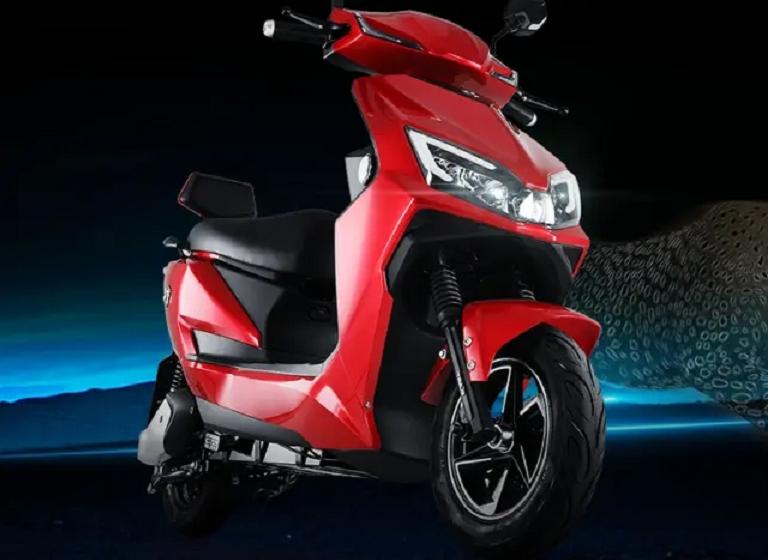 雅迪和爱玛24v电动车谁更强,雅迪爱玛续航150公里电动车