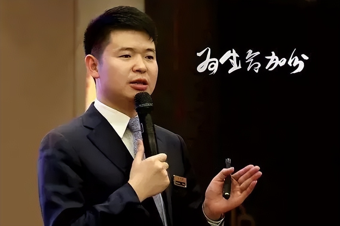 陕西农村娃靠“脚”年赚76亿，政府为它设修脚扶贫，他如何做的？