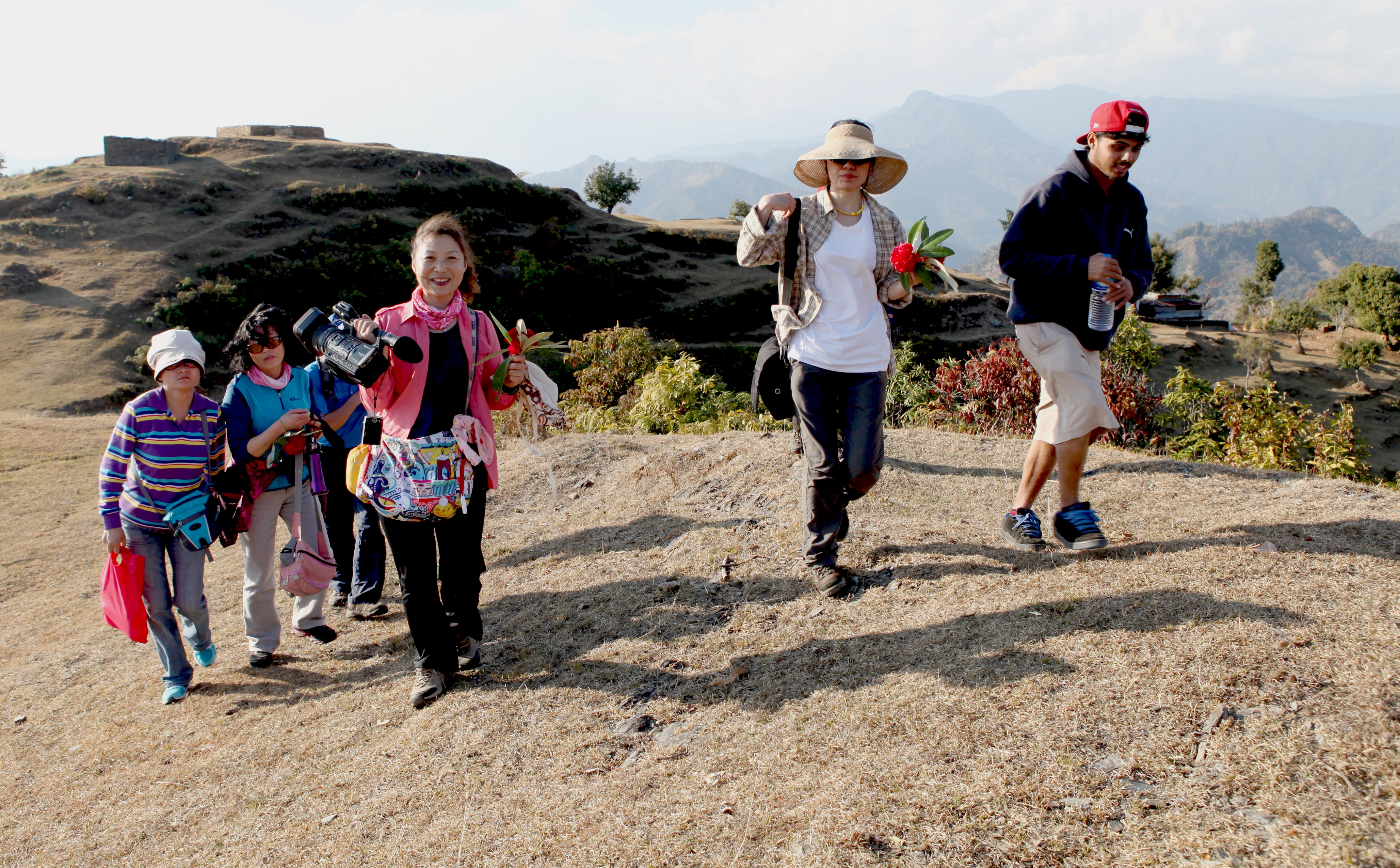 “高山王国之旅”之四—金佛的召唤