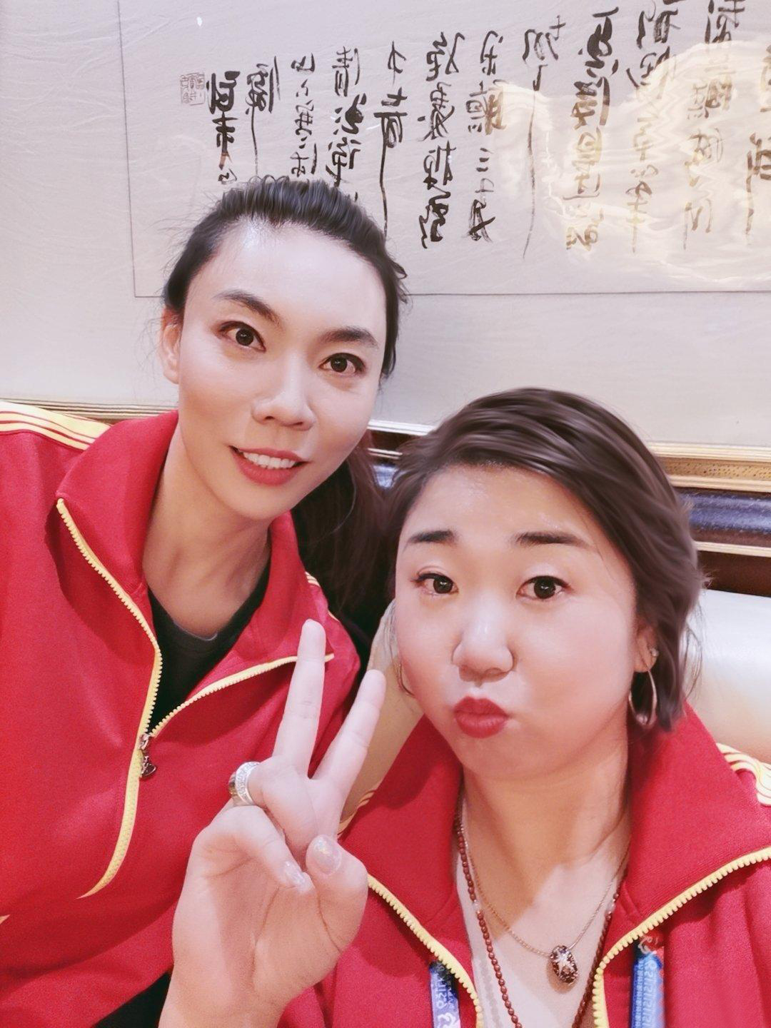 女排自由人张娜,女排张娜里约