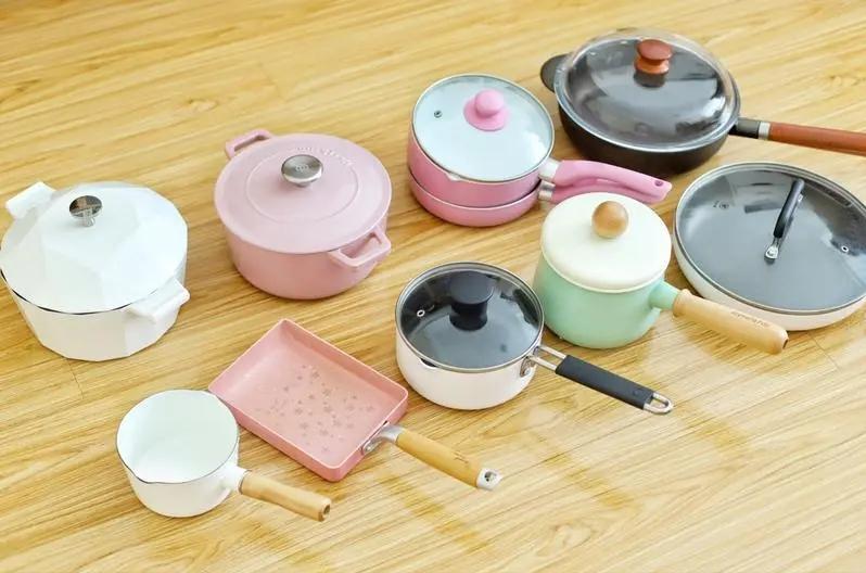 厨房锅子怎么选,家庭厨房最实用的锅