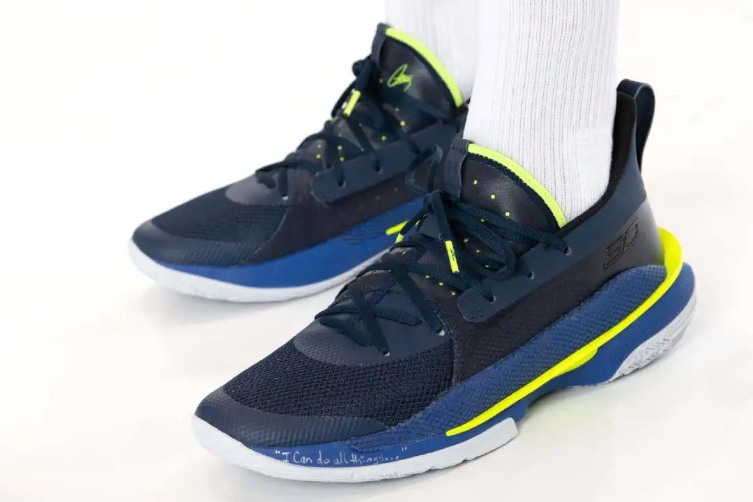 库里没有flow的鞋,库里系列带flow最耐磨的球鞋