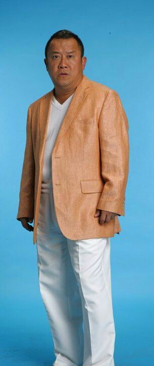 曾志伟在香港娱乐圈的地位,曾志伟在香港地位为什么高