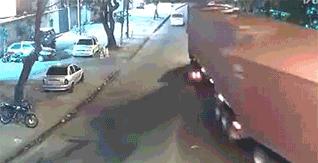 “昆明小河公路车神”网上约战飙车，结果......