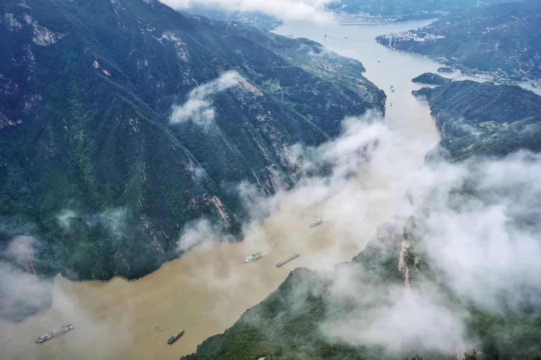 十万人游三峡,十万人去重庆