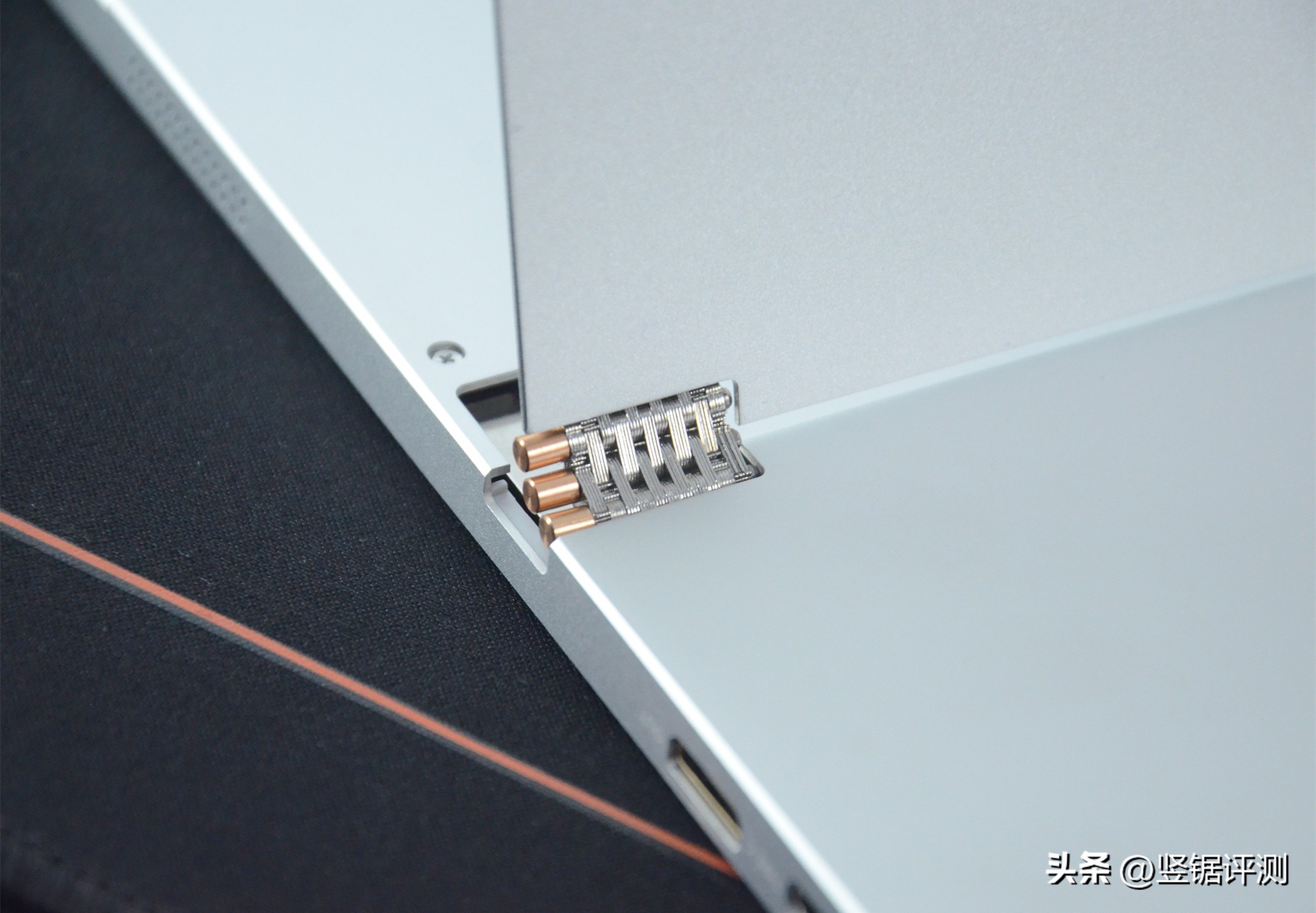 7.85英寸1300左右平板电脑测评,壹号本one-netbookt1评测