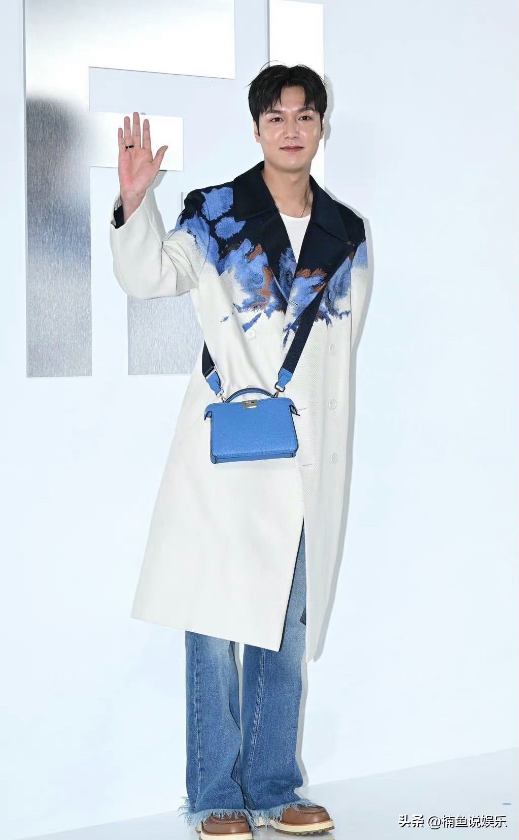 李敏镐怎么也肿了？35岁满脸油光尽显富态，韩剧男主天花板也老了