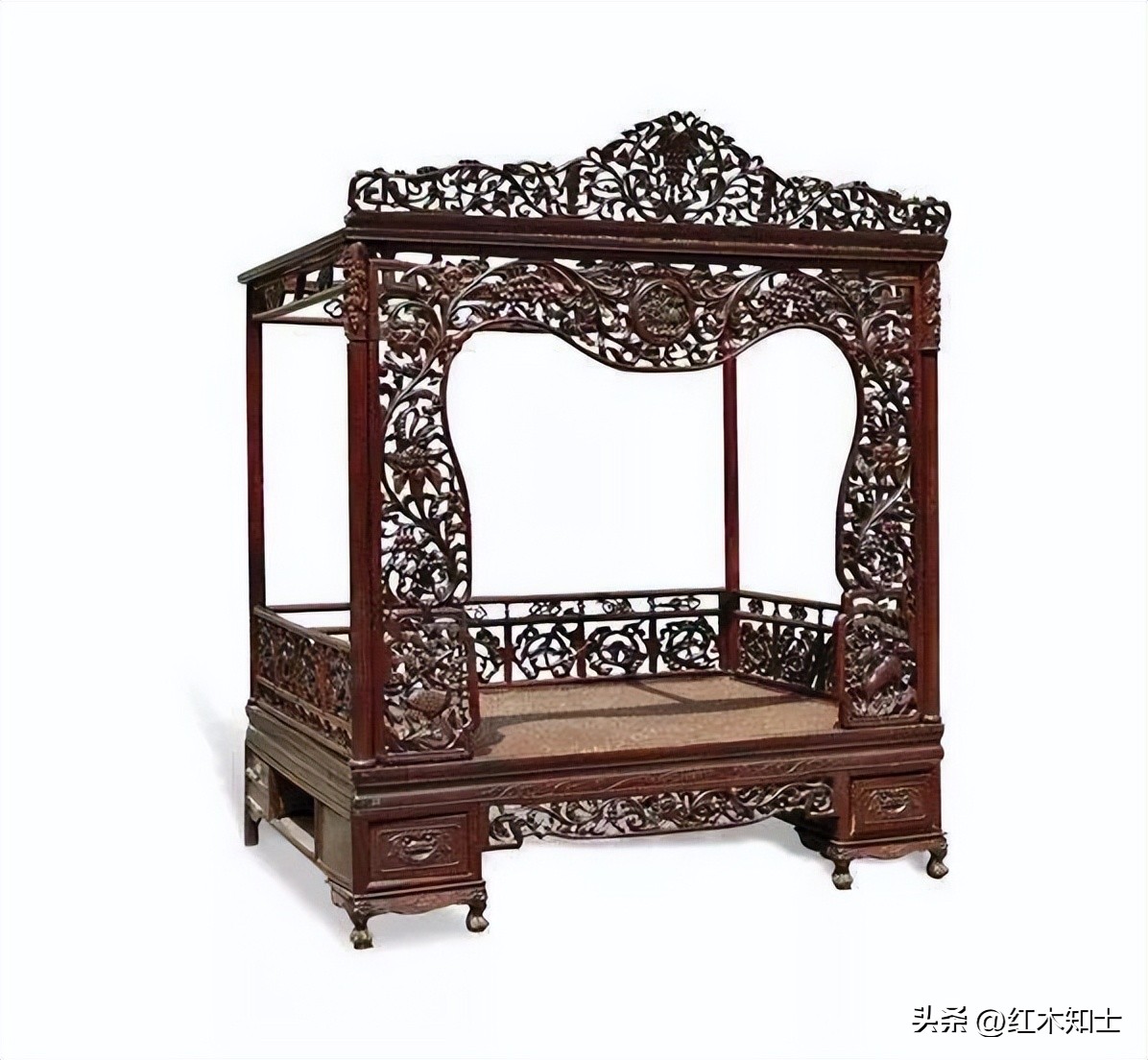 十二生肖卧室摆放有讲究,十二生肖摆放沙发的吉利方位