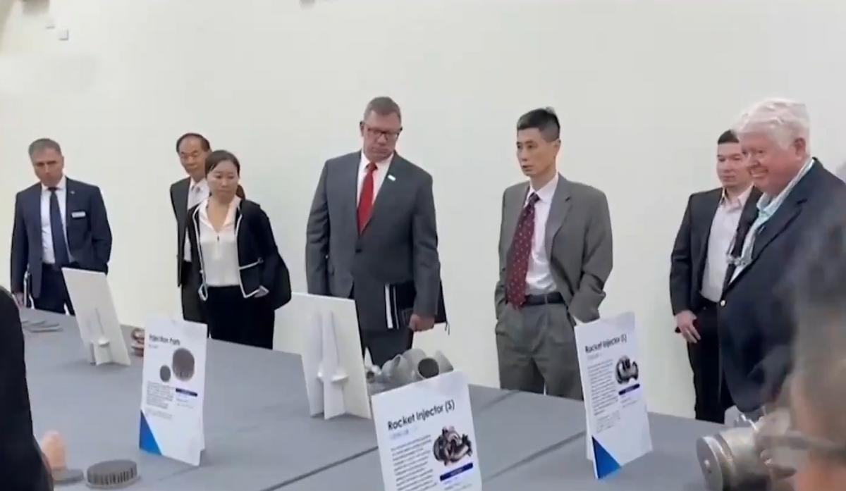 25家美*火军**商窜台，要和台当局联手造*器武**，蔡英文吓得不敢窜见