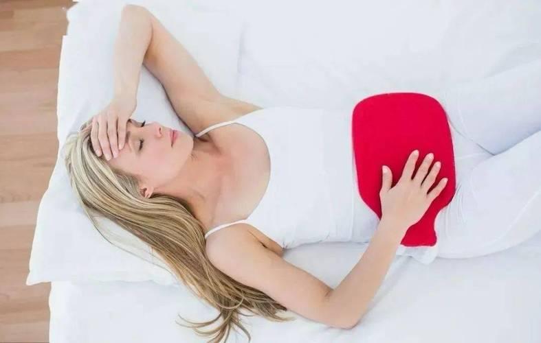 荷尔蒙旺盛的女人通常有什么特征,荷尔蒙旺盛的女性一般有五个特性