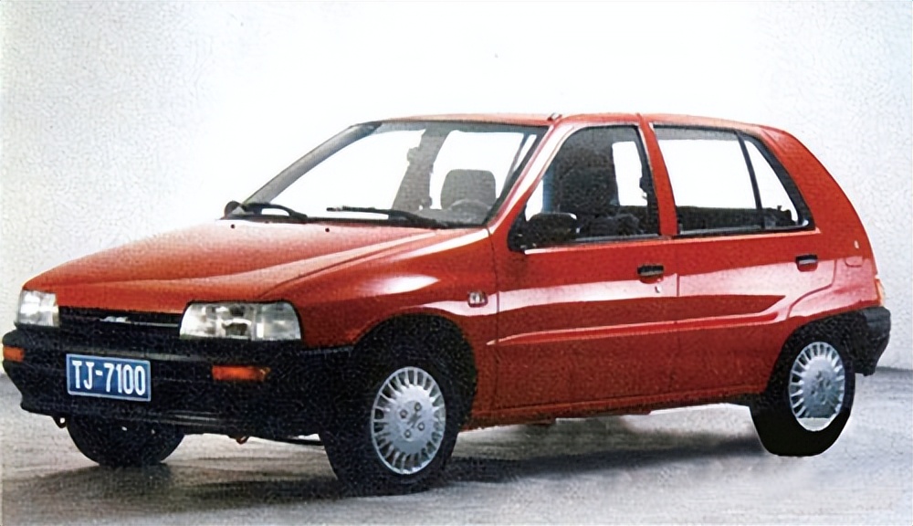 夏利光辉岁月车型,夏利汽车还有哪些亮点