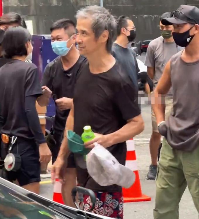 林正英的大师兄的照片,林正英大师兄穿的是紫袍么