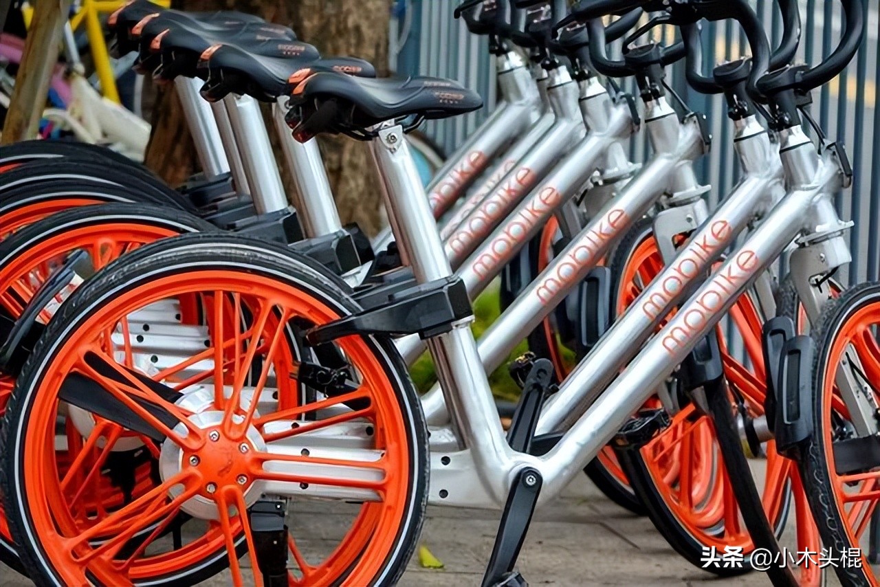 “摩拜单车”创始人胡玮炜：将公司卖给美团，获得15亿现金后离场