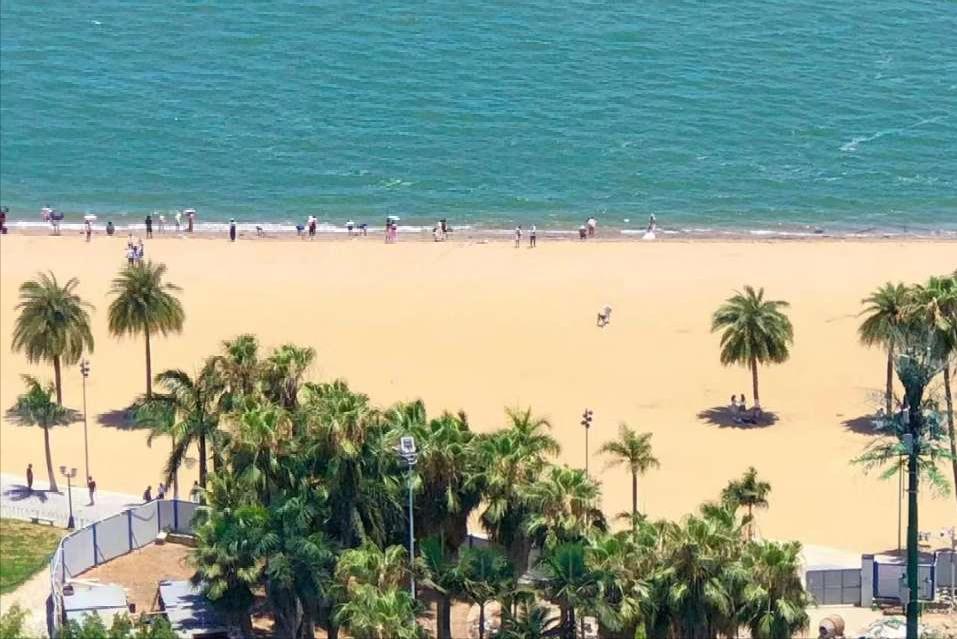 厦门是一个伤感而又璀璨的城市,厦门是一座让人容易爱上的城市