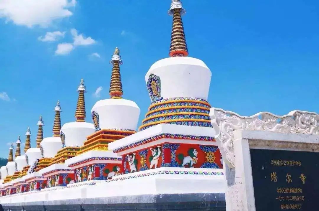 如何区分藏传佛教寺庙,藏传佛教四派的寺庙标志区别