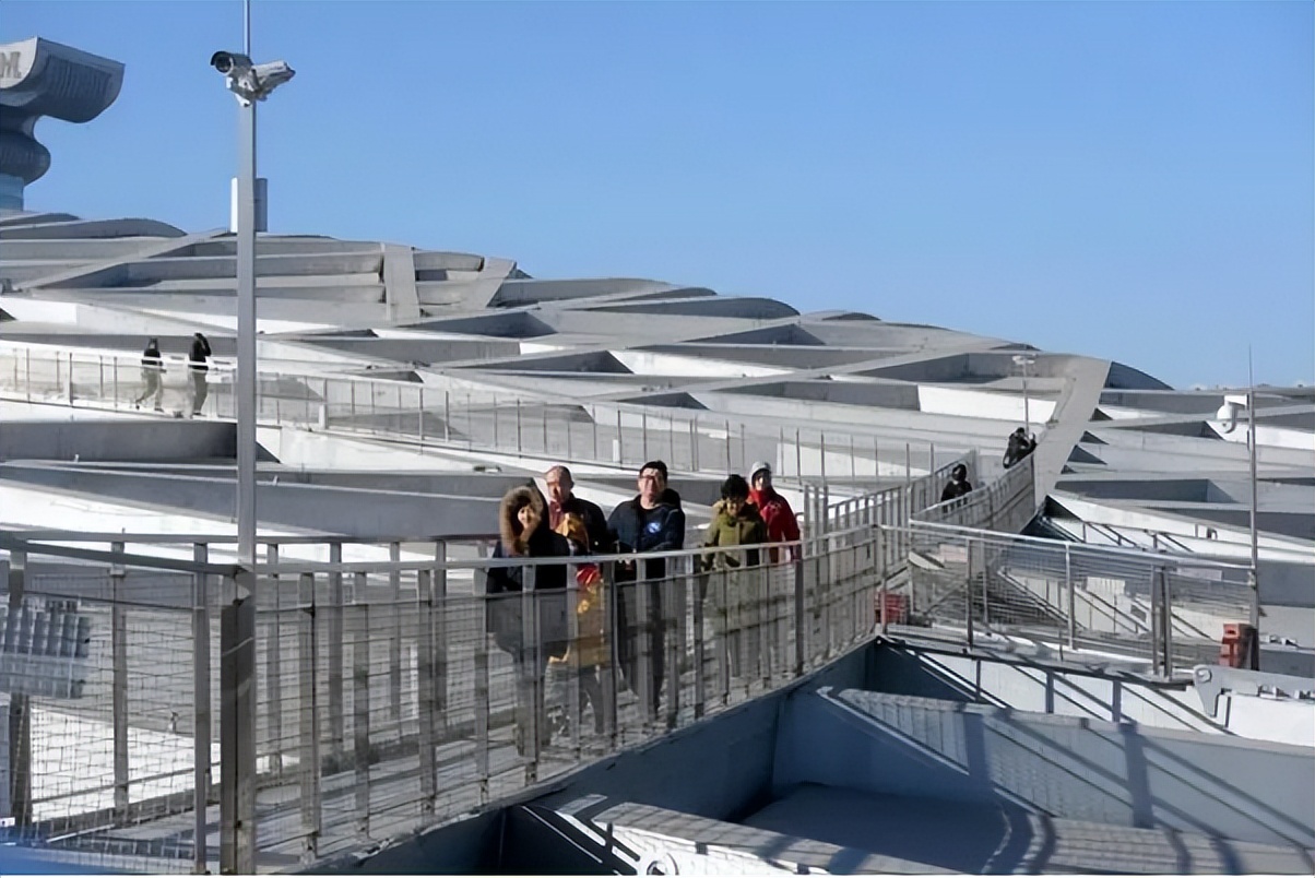 3亿建造的鸟巢现状,耗费1.18亿打造的鸟巢