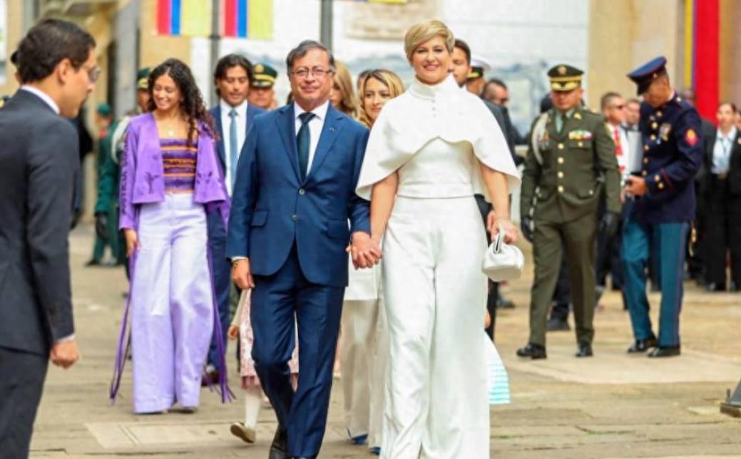 哥伦比亚总统访问中国视频,哥伦比亚总统参观