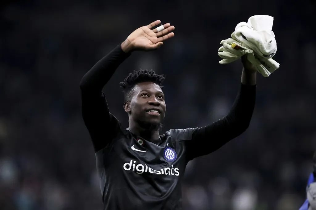 拜仁官宣签下亚洲一哥金玟哉,拜仁签韩国中卫金玟哉