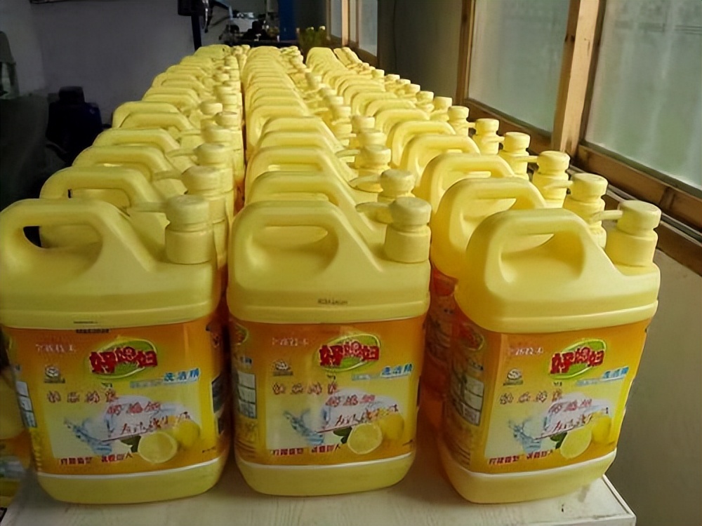 洗洁精是害人精这种说法对吗,洗洁精残留致癌真相揭晓