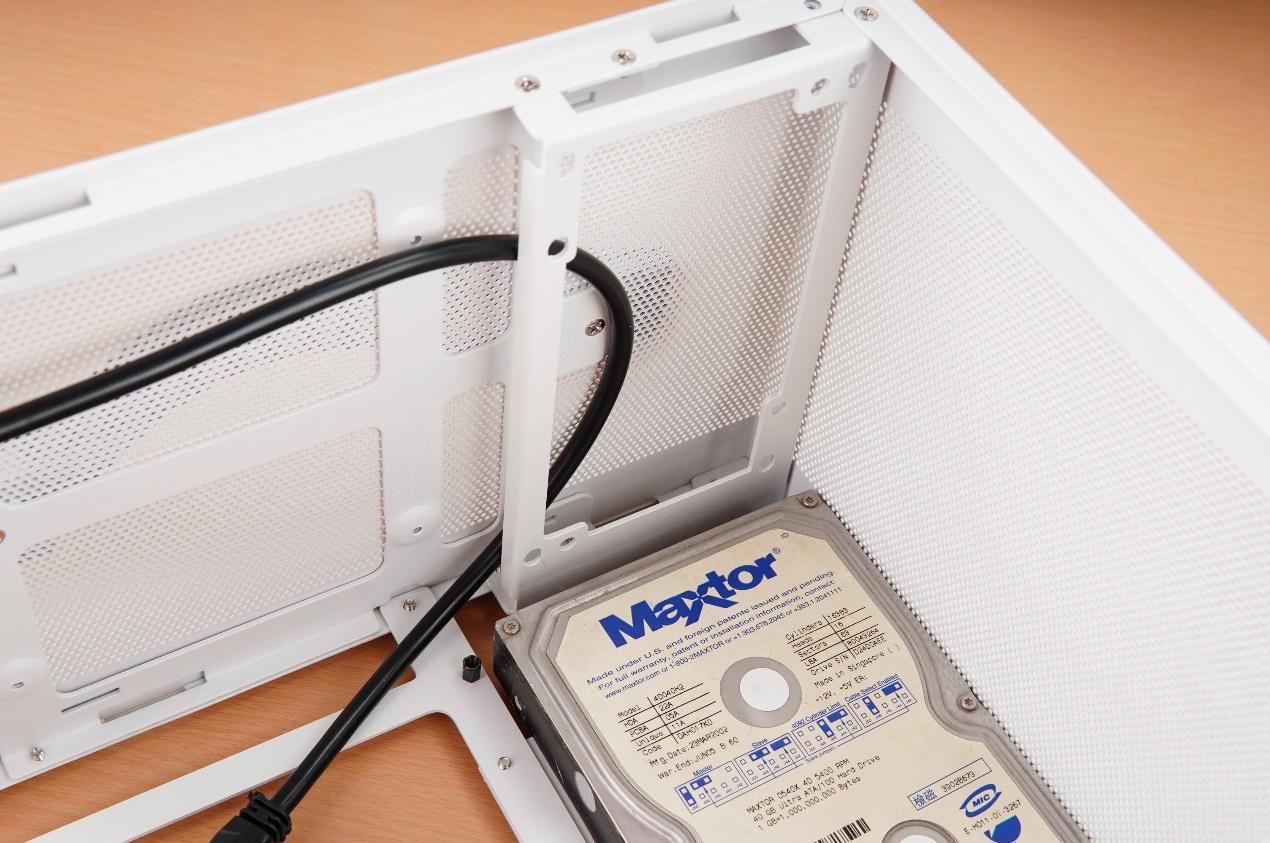 itx机箱闪鳞g200装机推荐,闪鳞g200机箱尺寸