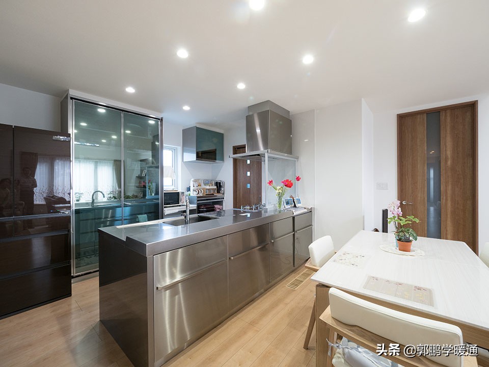 体验日本精装公寓,日本建筑自然通风设计