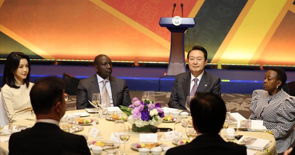 韩第一夫人,韩第一夫人穿搭