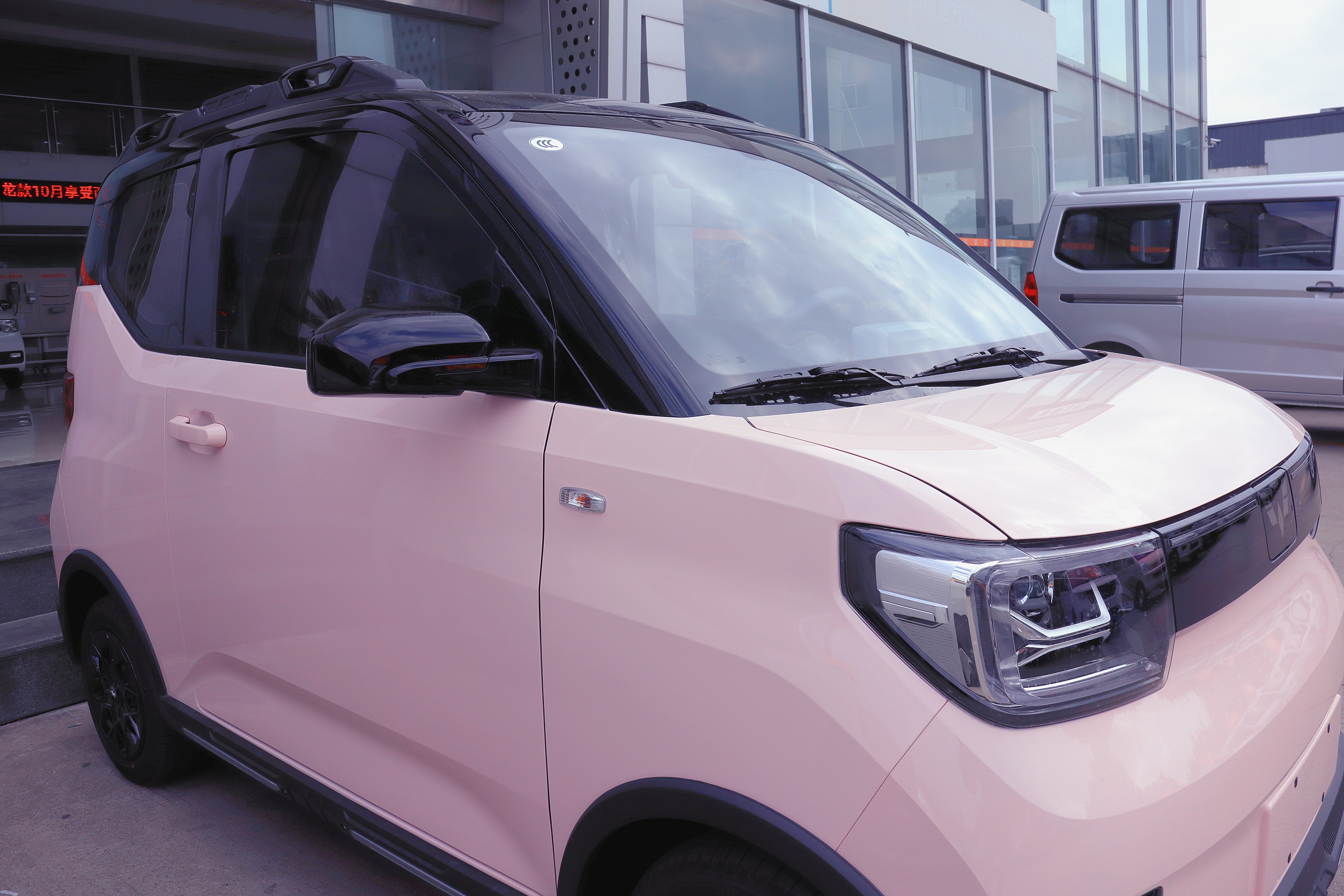 五菱迷你代步神车,五菱宏光minievgameboy驾驶体验