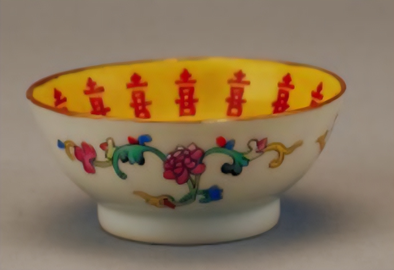 清代瓷器人物绘画特征演变,清代康熙时期景德镇代表作品