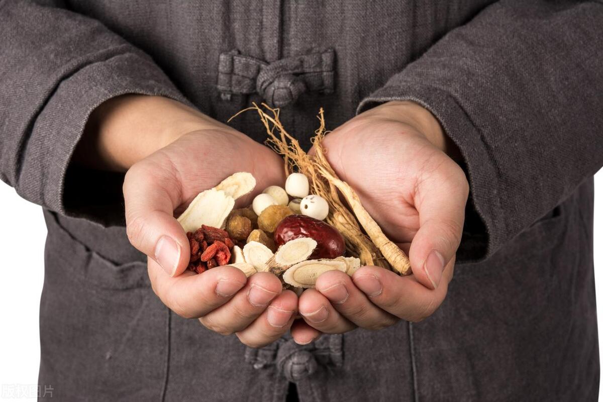 腰痛就是肾虚吗？身体这四种证型与肾虚有关，来对照一下吧