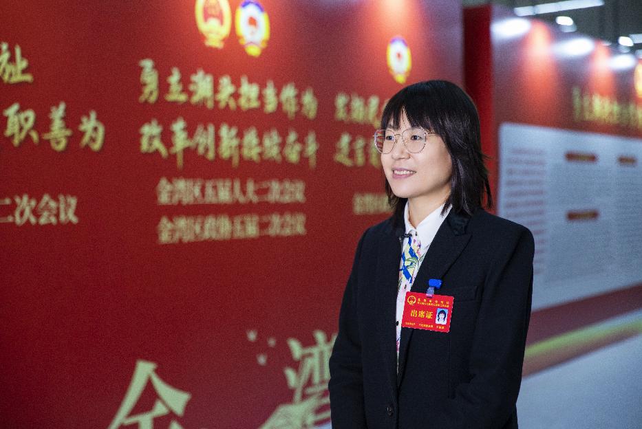 当好排头兵争当实干家发言稿,当好排头兵讨论主题内容